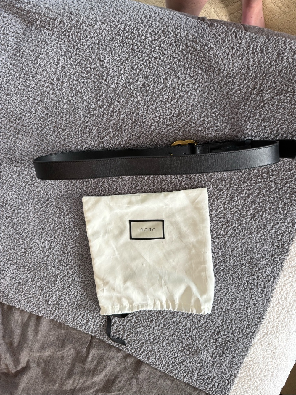 Gucci Double G Black Leather Belt with Gold Buckle - Picture 7 of 9